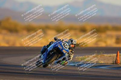 media/Jan-21-2023-CVMA (Sat) [[b9eef8ba1f]]/Race 13 500 Supersport-350 Supersport/